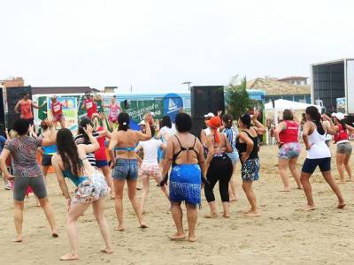 Projeto Verão Satc agita beira-mar no Arroio
