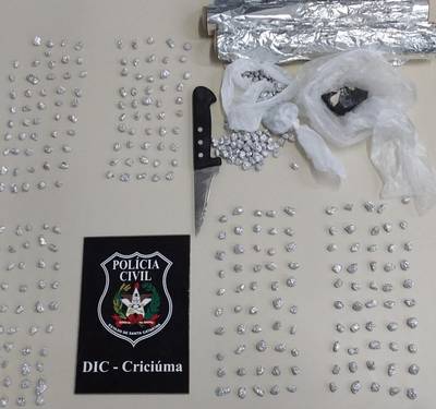 Polícia Civil prende duas pessoas por tráfico de drogas em Criciúma 
