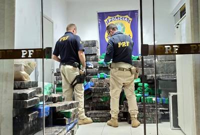 PRF apreende mais de duas toneladas de maconha avaliadas em R$ 4,5 milhões em SC
