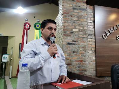 Vereadores questionam engenheiro sobre pavimentações em Siderópolis