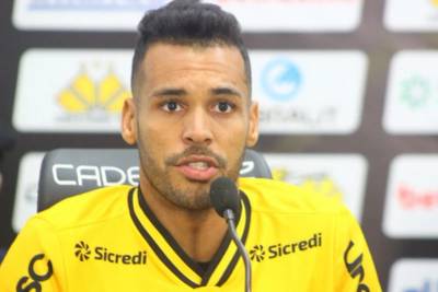 Ex-lateral do Tigre anuncia saída de clube para cuidar de filho com problemas de saúde
