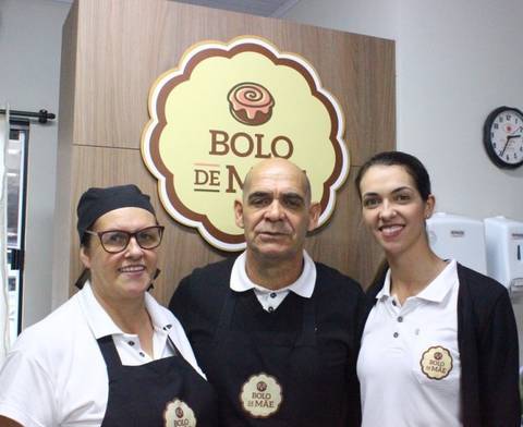 Bolo de Mãe: há quase 15 anos desenvolvendo receitas de família para famílias