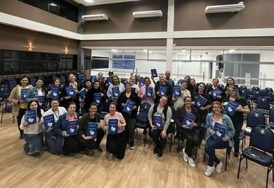 Pela primeira vez, Governo de Içara oferta curso de Libras para professores da rede municipal