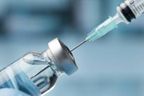 Vacina reduz internações e mortes causadas pela gripe, destaca médico do Sesi