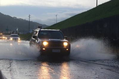 Semana com clima instável alterna dias chuvosos e com sol no Sul do estado; há risco de temporais