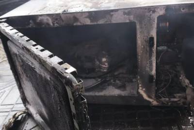 Micro-ondas pega fogo em estabelecimento comercial no Centro de Laguna