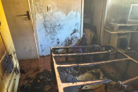 Isqueiro aceso atinge colchão de cama e causa incêndio em Imbituba