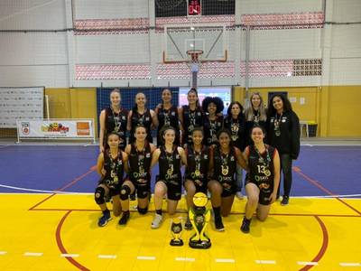 Basquete feminino de Criciúma vence Copa SC 