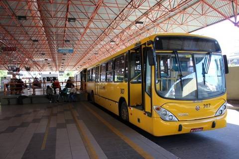 Licitação para serviço de transporte coletivo deve ser aberta