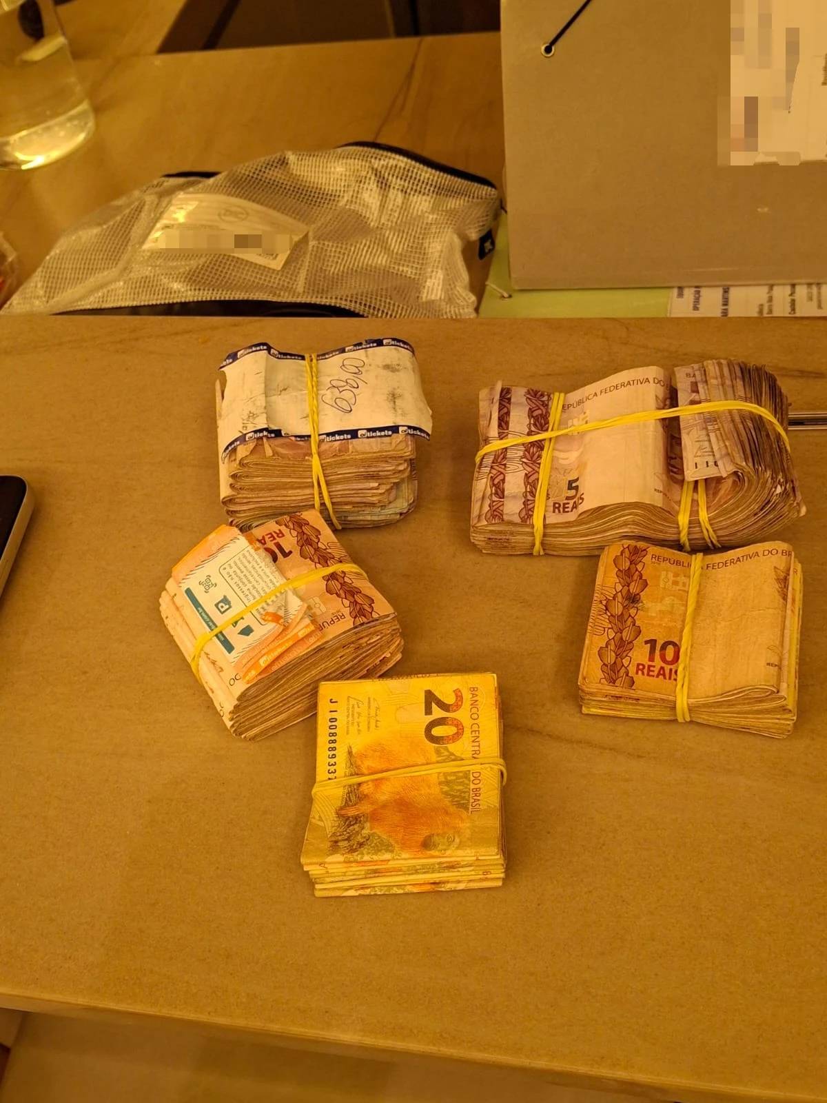 Pão e Circo: operação investiga fraudes na contratação de shows nacionais em Santa Catarina — foto 1