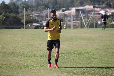 Mesmo jogando fora de casa, Kaike acredita na classificação do Criciúma contra o Marcílio Dias