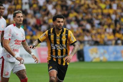 Ao vivo: Criciúma empata sem gols com o Náutico; veja repercussão após a partida