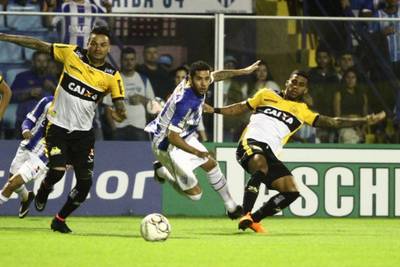 Criciúma bate o Avaí e conquista primeira vitória no Campeonato da Série B