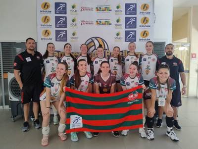 Equipe feminina de vôlei do Mampituba vence duas partidas no Brasileiro Interclubes de Vôlei