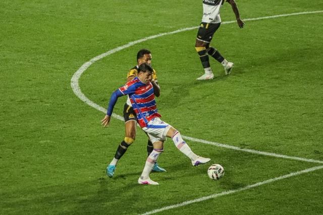 Ao vivo: Criciúma perde para o Fortaleza no Heriberto Hülse; veja repercussão