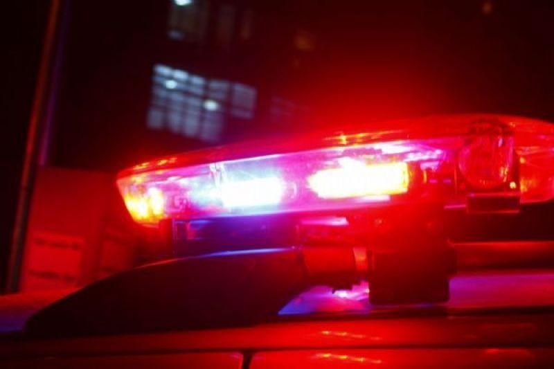 Jovem é preso e adolescente apreendido por furto 