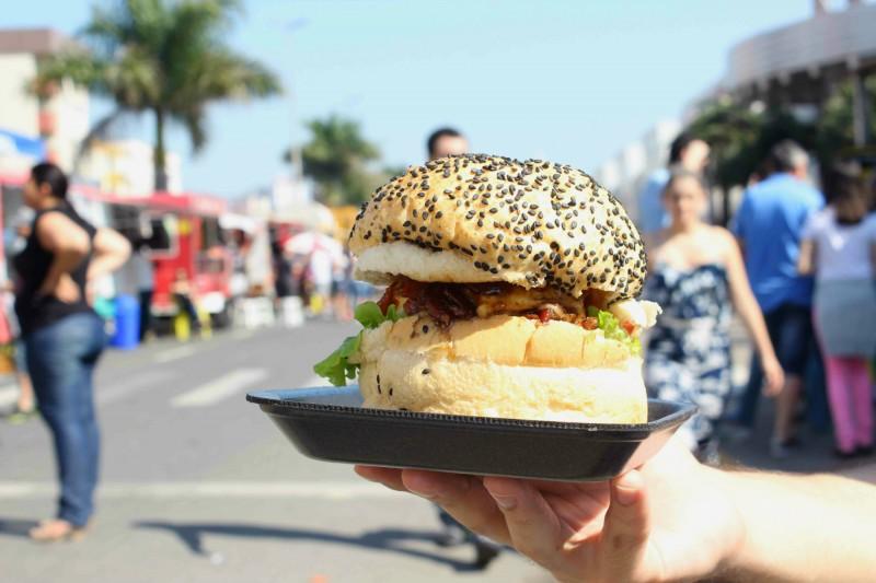 Parada Food Truck traz diversidade gastronômica a Tubarão