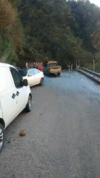 Tráfego de veículos ficará bloqueado na Serra do Corvo Branco até quinta-feira