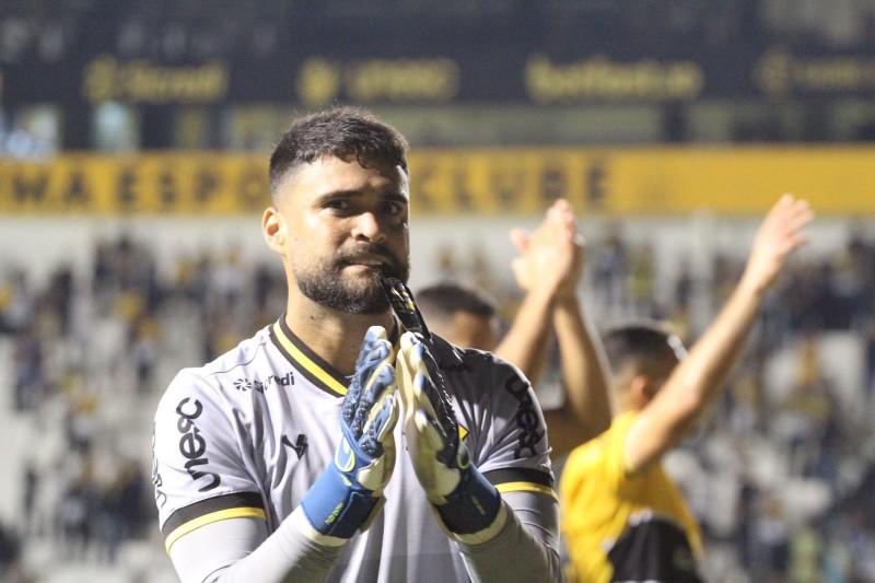 Com vitória em casa e tropeço do CSA, Criciúma não tem mais chance de rebaixamento na Série B