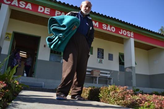 Idoso que que estava desaparecido há anos viaja para reencontrar sua família