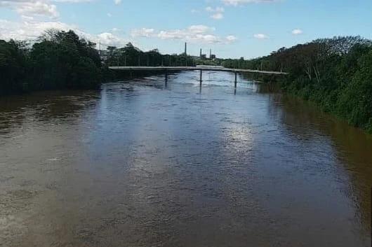 Após sequência de dias chuvosos, nível dos rios Araranguá e Tubarão começa a baixar