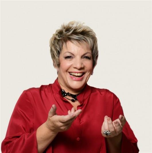 CDL traz Leila Navarro para palestra em Criciúma