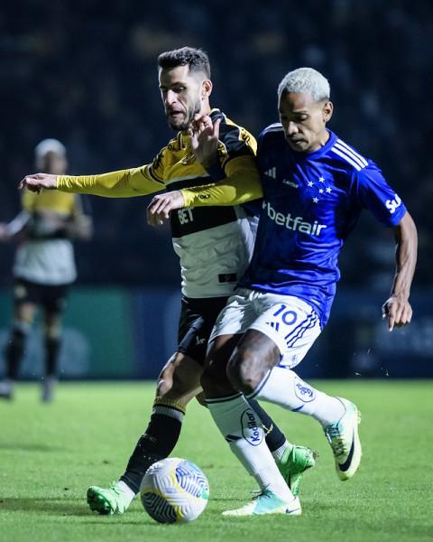 Galeria de fotos: veja as imagens da vitória do Criciúma sobre o Cruzeiro