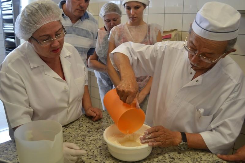Senai promove curso de panificação com profissional francês