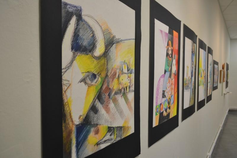 Unesc recebe exposição OBA-OBA