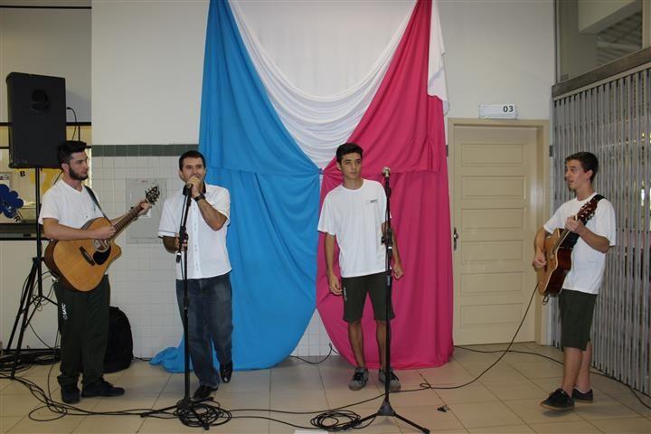 Reflexão e música homenageiam mulheres na Satc