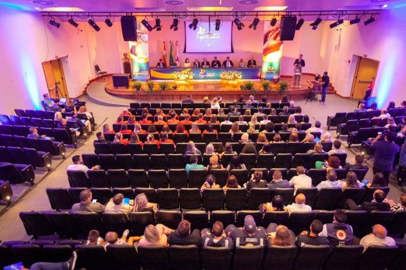 FAHECE realiza evento de prestação de contas e homenagem a doadores