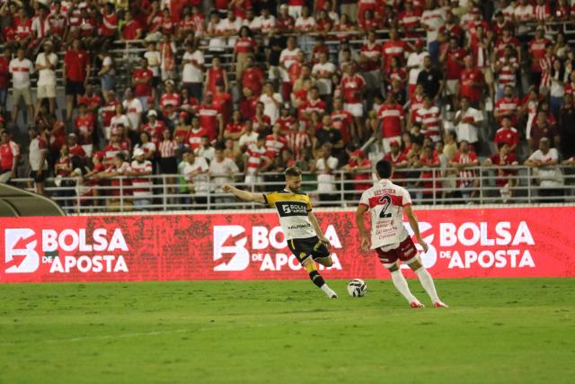 Ao vivo: Criciúma perde para o CRB; acompanhe a repercussão da partida