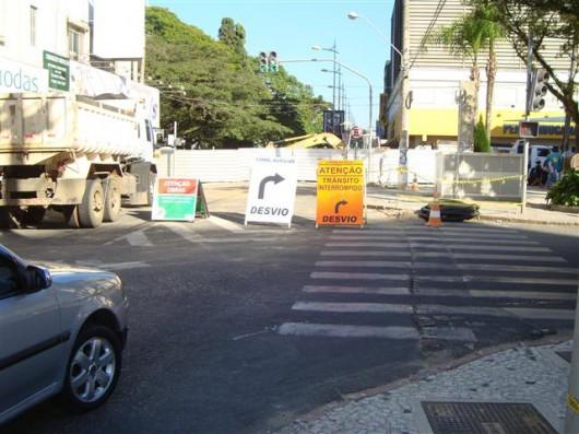 Obras do Canal Auxiliar na Cel. Pedro Benedet seguem por mais 20 dias