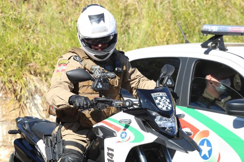 Polícia Militar apreende mais de 120 pedras de crack em Tubarão 