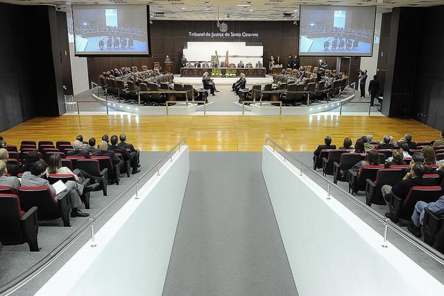 Diplomação dos eleitos no estado ocorre nesta segunda-feira