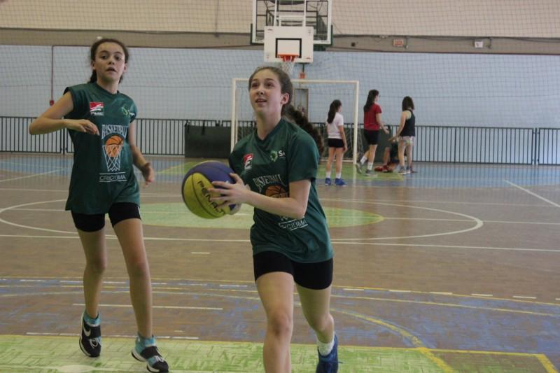 Basquete adulto feminino da Satc retorna as quadras após seis anos 