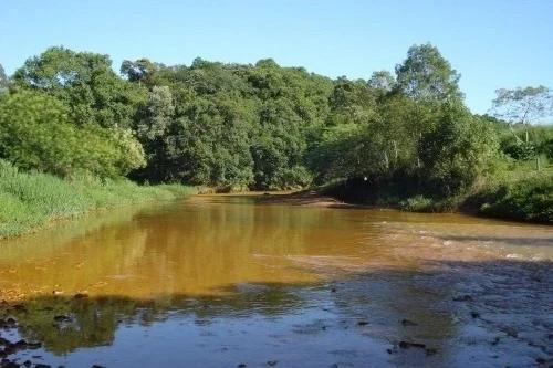 Centro Tecnológico da Satc identifica pontos de obstrução que dificultam passagem da água no Rio Urussanga