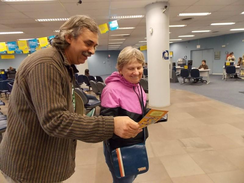 Campanha “Faça Valer Seu Tempo” chama a atenção para as filas nos bancos