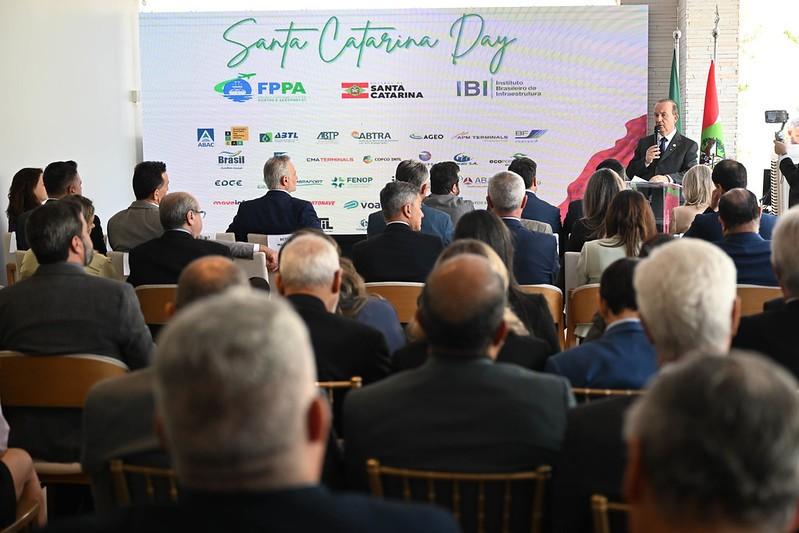 No Santa Catarina Day, em Brasília, governador destaca importância da logística na economia 