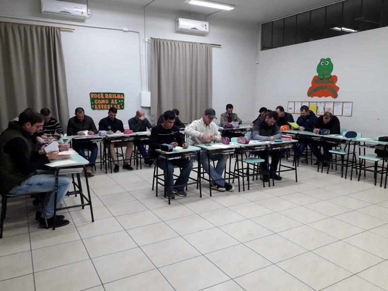 Pais do Colégio Satc Turvo compartilham homenagens com os filhos
