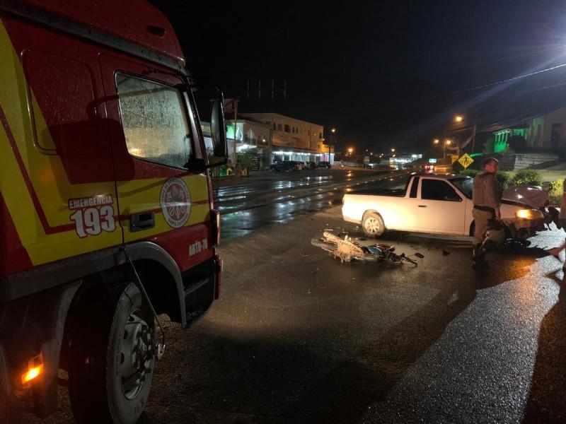 Motociclista fica gravemente ferido em colisão frontal na SC-370, em Gravatal