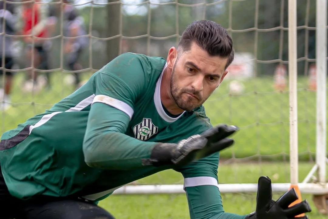 Goleiro do Figueirense projeta jogo difícil contra o Tigre: ‘um grande adversário’