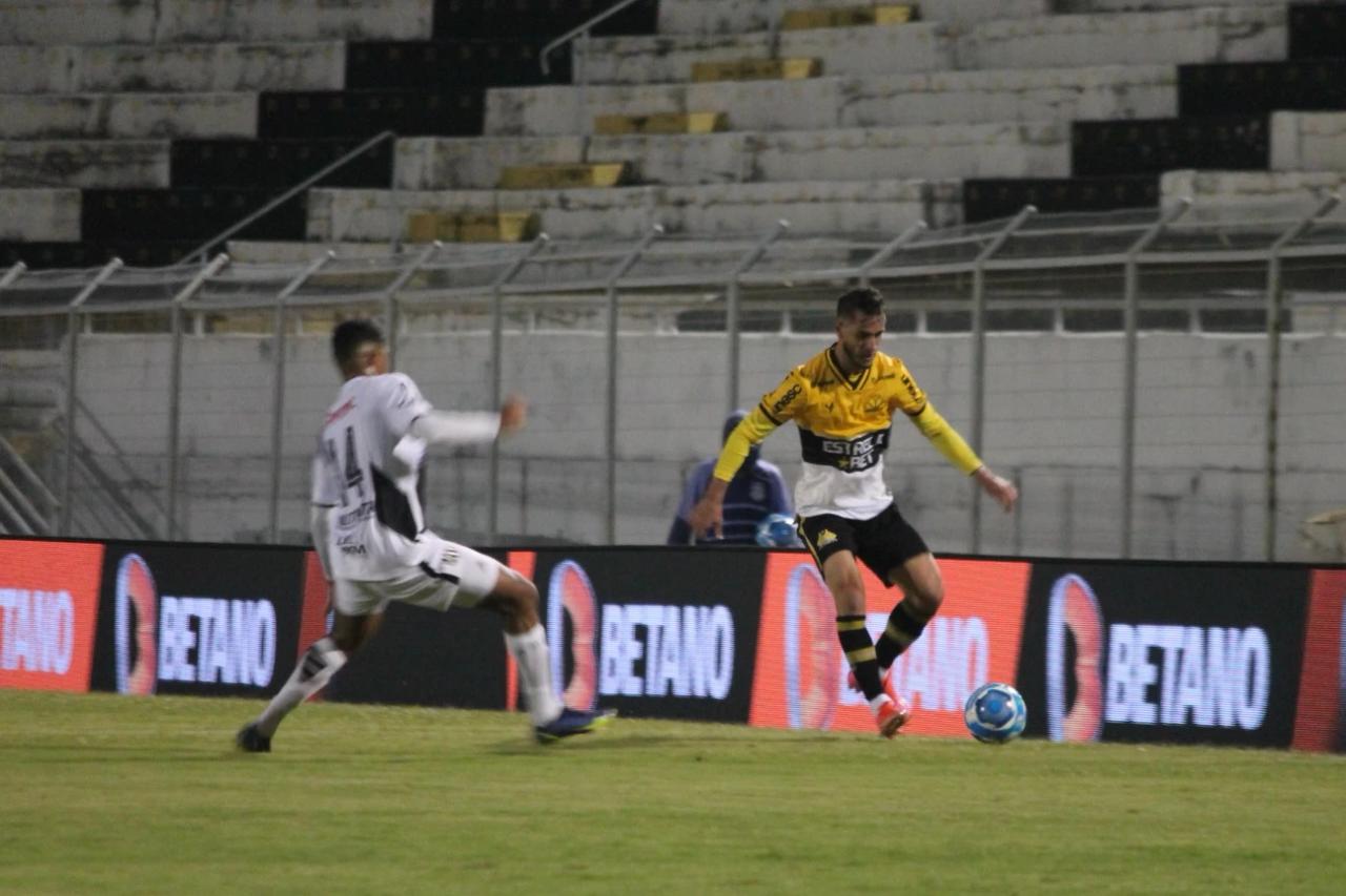 Criciúma não perde para a Ponte Preta há sete jogos