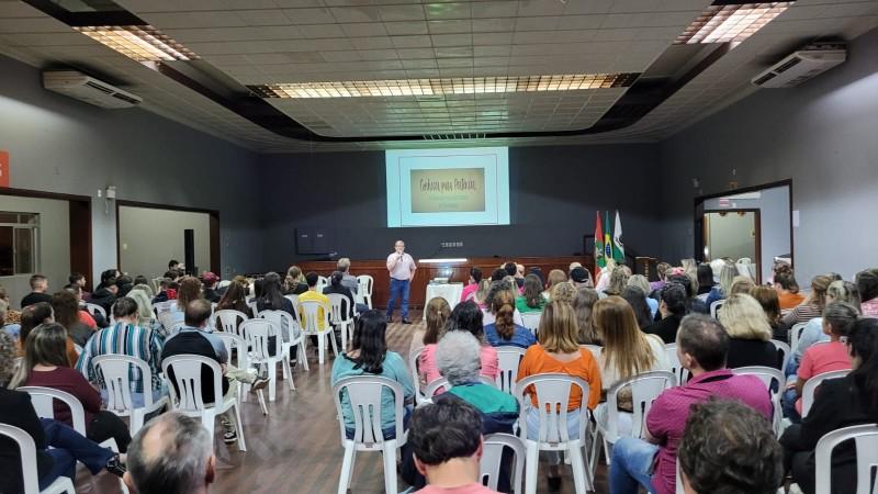 Imigração italiana e indicação geográfica 'Vales da Uva Goethe' são tema de palestra, em Urussanga 