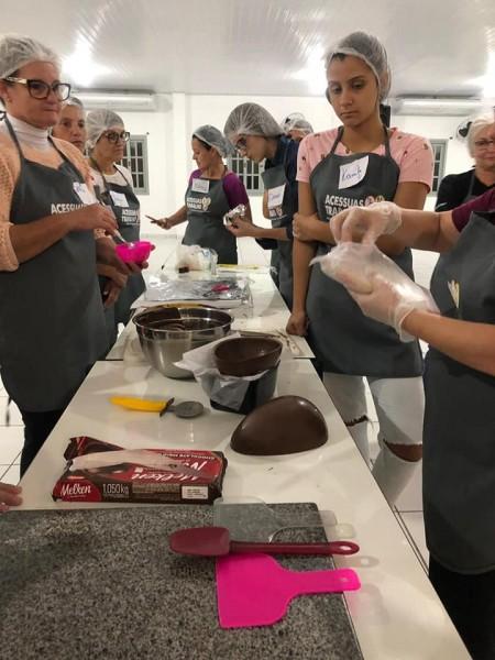 Inscrições para oficina de produção de ovos de Páscoa em Jacinto Machado iniciam nesta quarta-feira