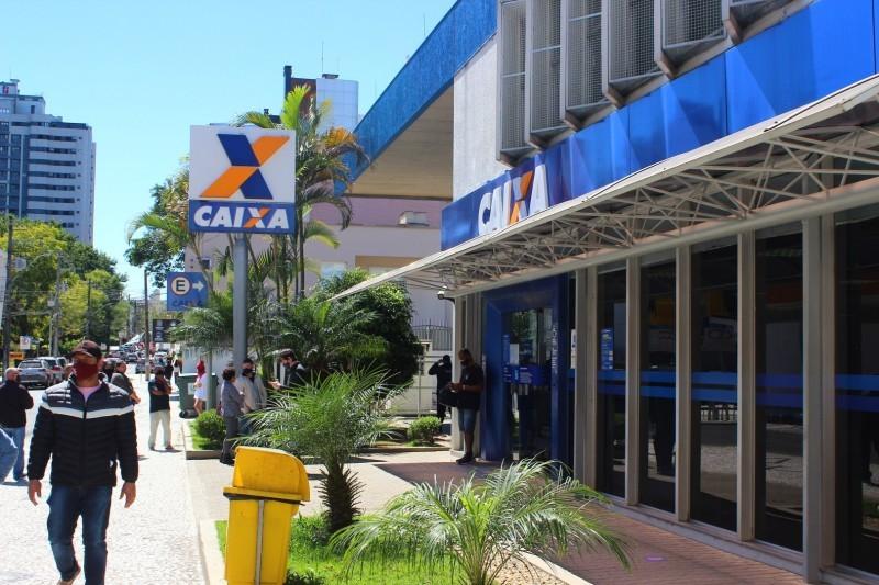 Caixa paga nesta quarta-feira auxílio emergencial a nascidos em novembro