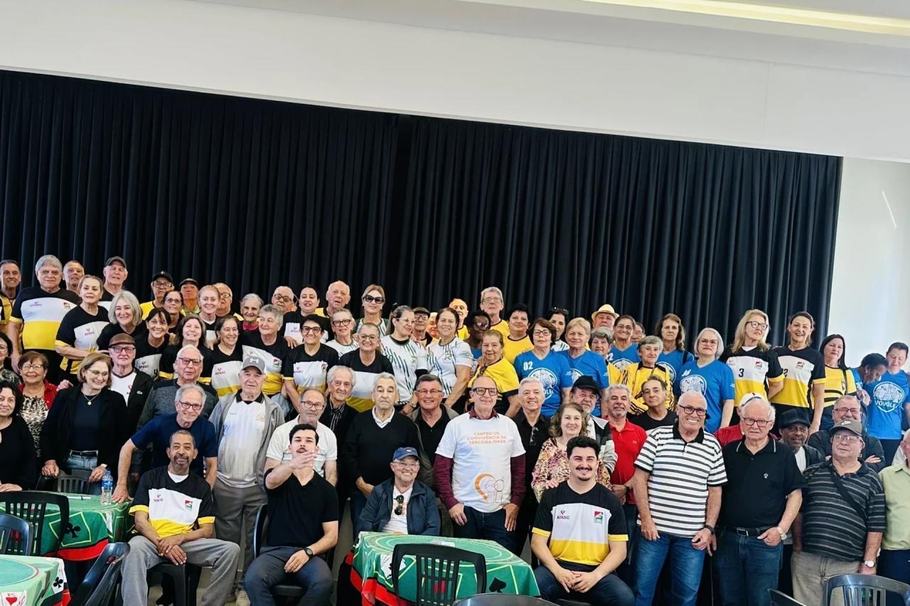 Equipe Sênior 60 + Lauro Muller & CCTI Terceira Idade Criciúma