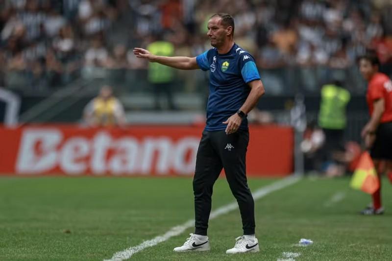 Adversário do Tigre no fim de semana, Cuiabá tem comissão técnica de saída do clube