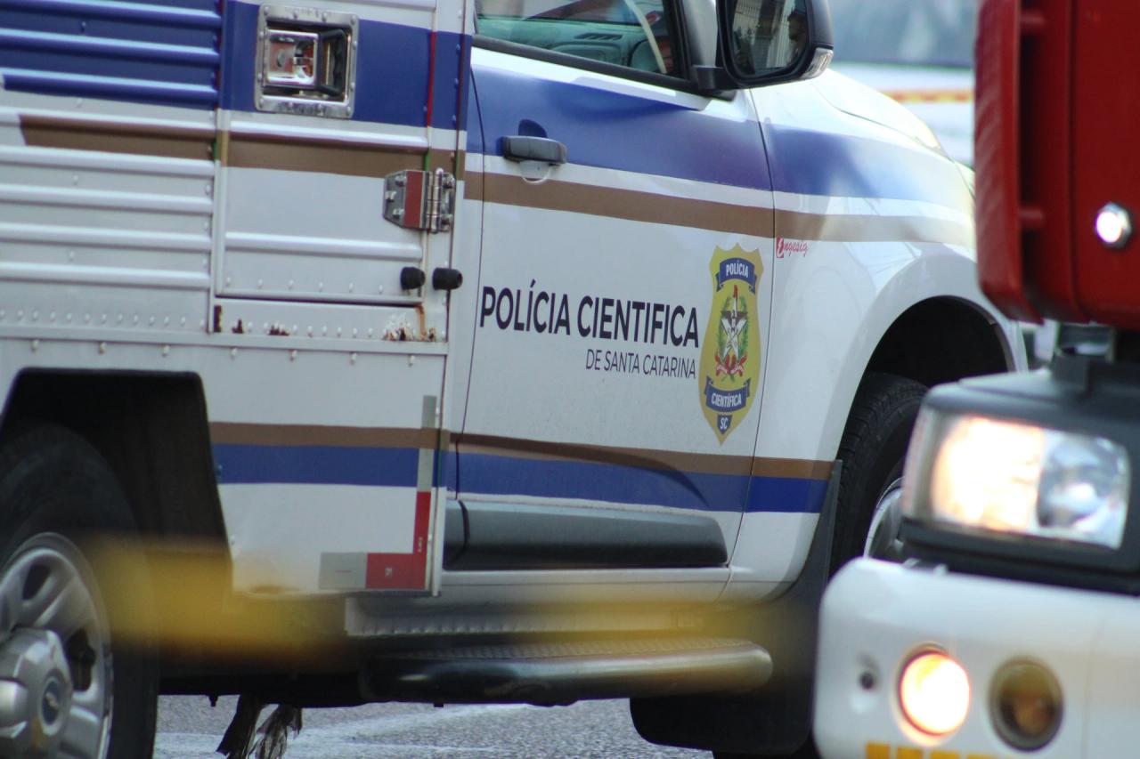 Mulher morre após acidente na SC-434