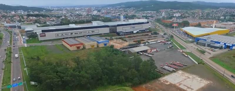 VÍDEO: O terceiro ciclo econômico: do carvão à prestação de serviços e ao comércio